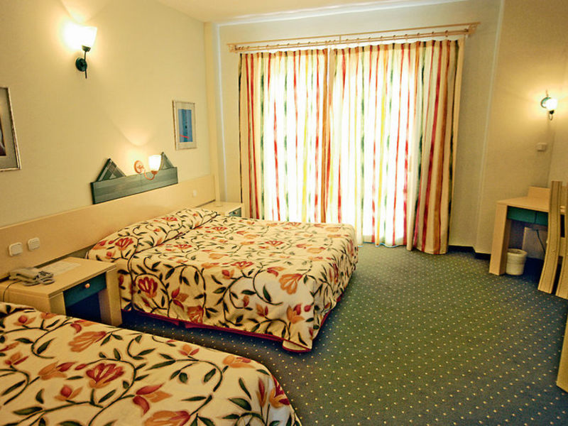 Tropical Beach Hotel