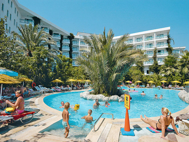 Tropical Beach Hotel