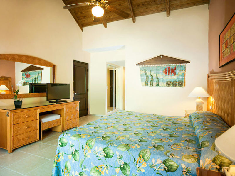 Tropical Princess Beach Resort