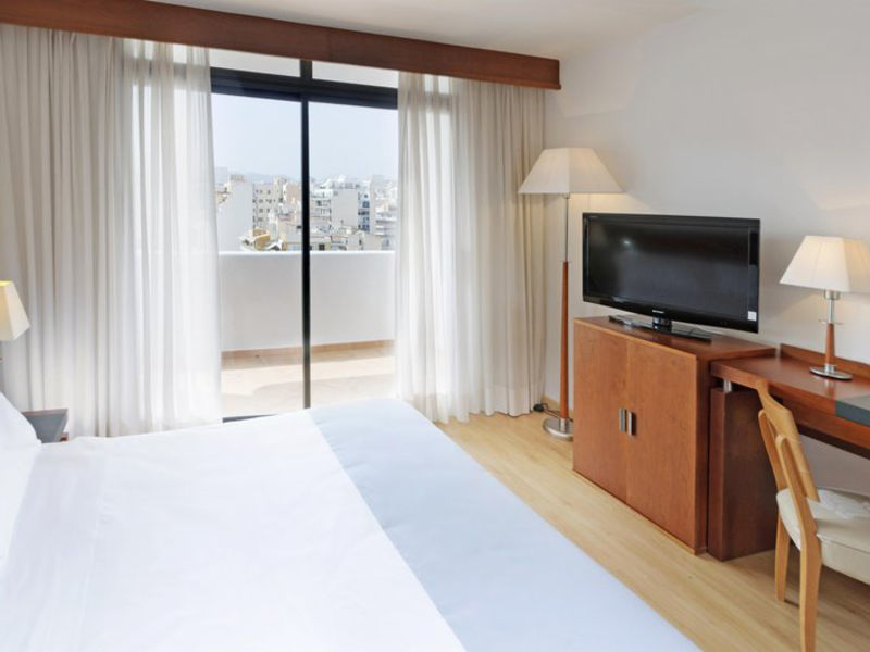 Tryp Bellver