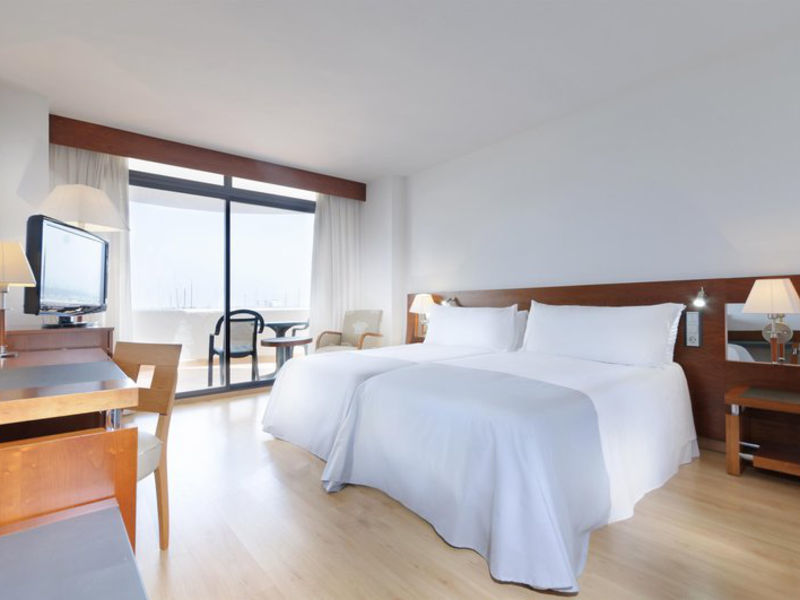 Tryp Bellver