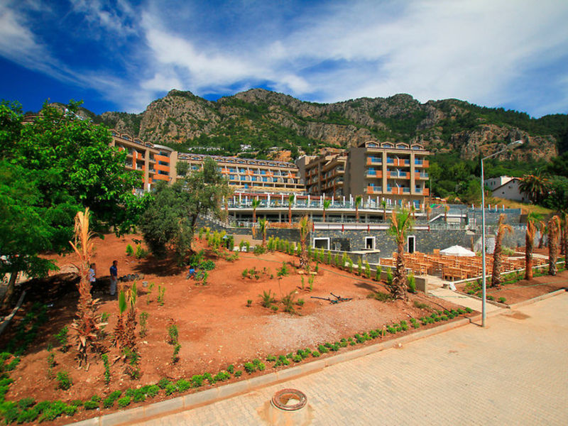 Turunc Premium Hotel