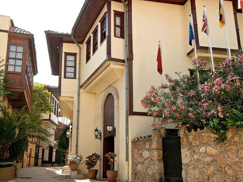 Tuvana Hotel