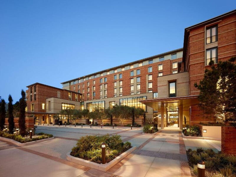 Ucla Meyer And Renee Luskin Conference Center