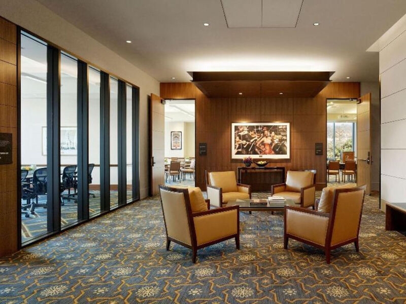 Ucla Meyer And Renee Luskin Conference Center