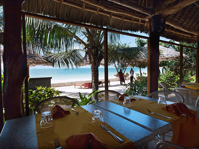 Uroa Bay Beach Resort