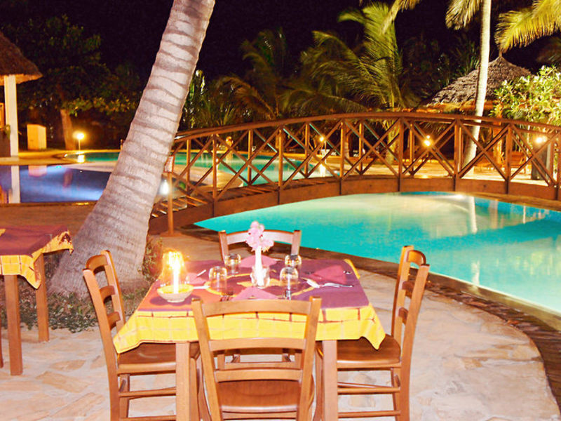 Uroa Bay Beach Resort