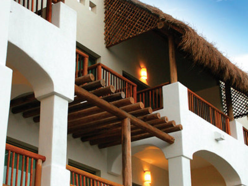 Valentin Imperial Maya