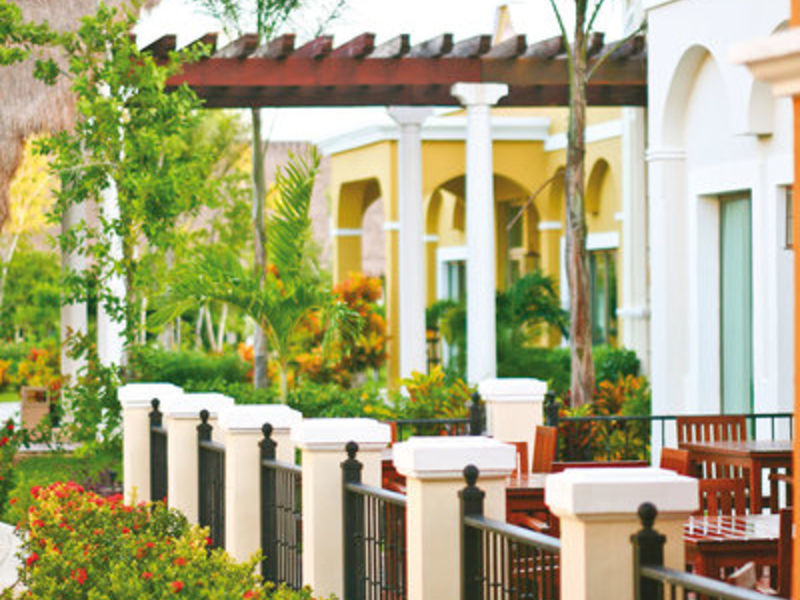 Valentin Imperial Maya