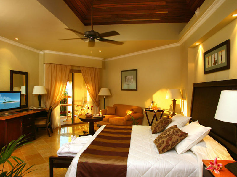 Valentin Imperial Maya