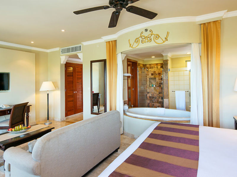 Valentin Imperial Maya