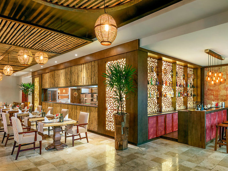 Valentin Imperial Maya