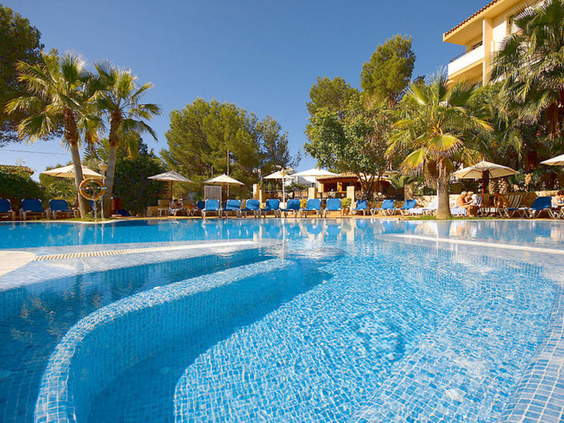 Valentin Paguera Hotel