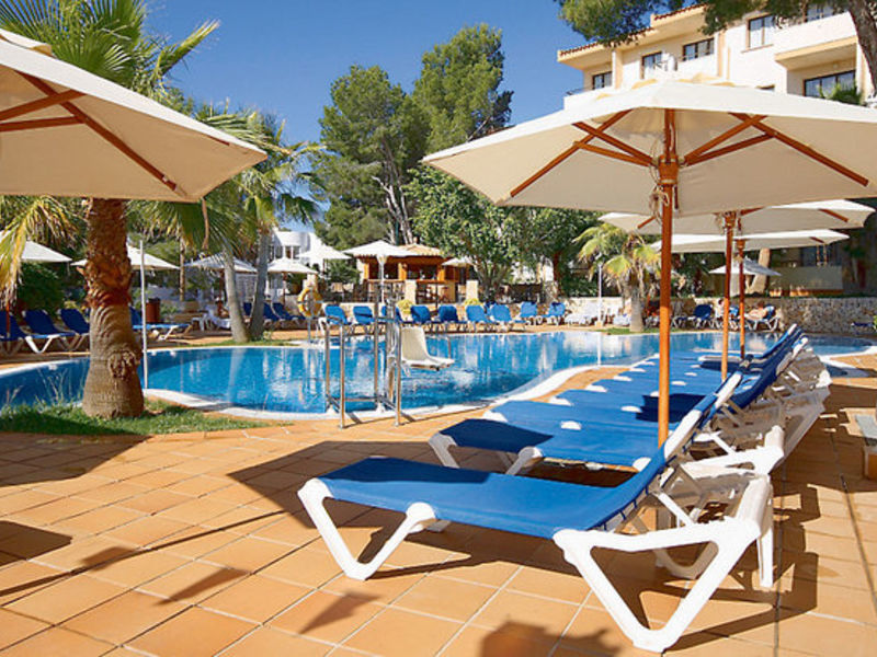 Valentin Paguera Hotel