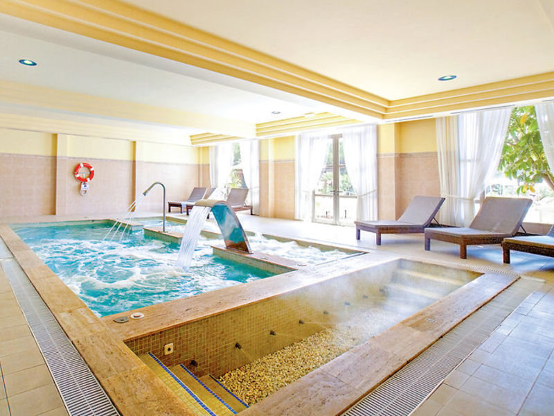 Vanity Hotel Suite & Spa