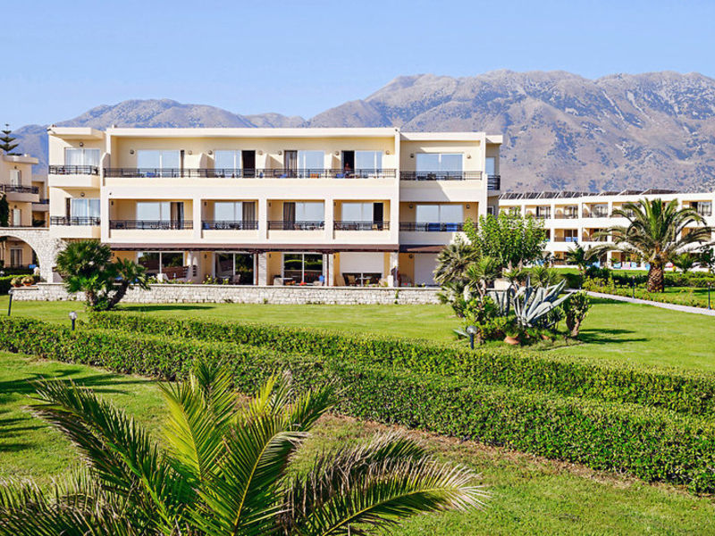 Vantaris Palace