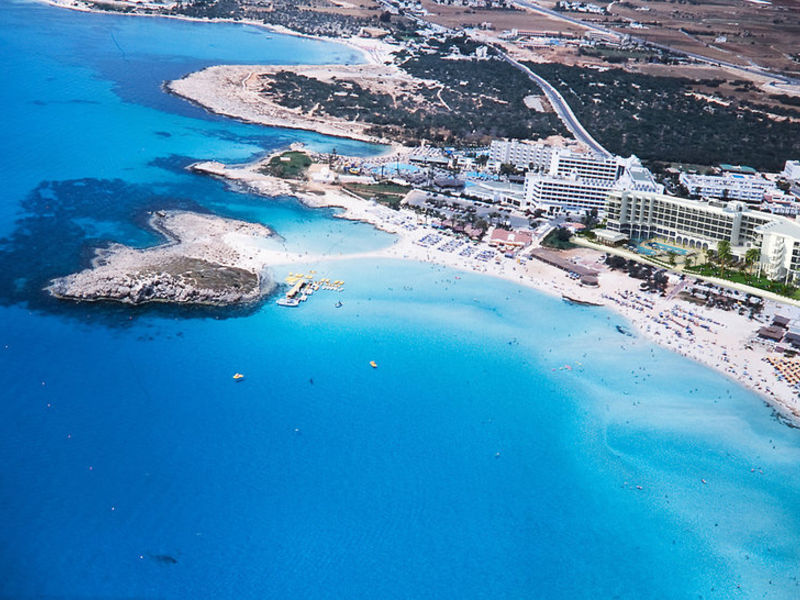 Vassos Nissi Plage