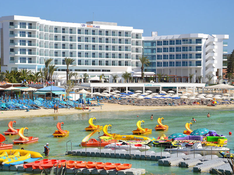 Vassos Nissi Plage