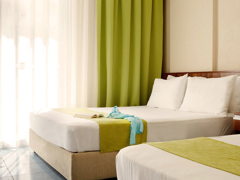 Vela Hotel
