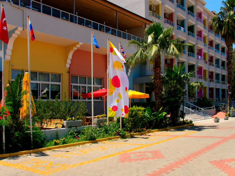 Vela Hotel