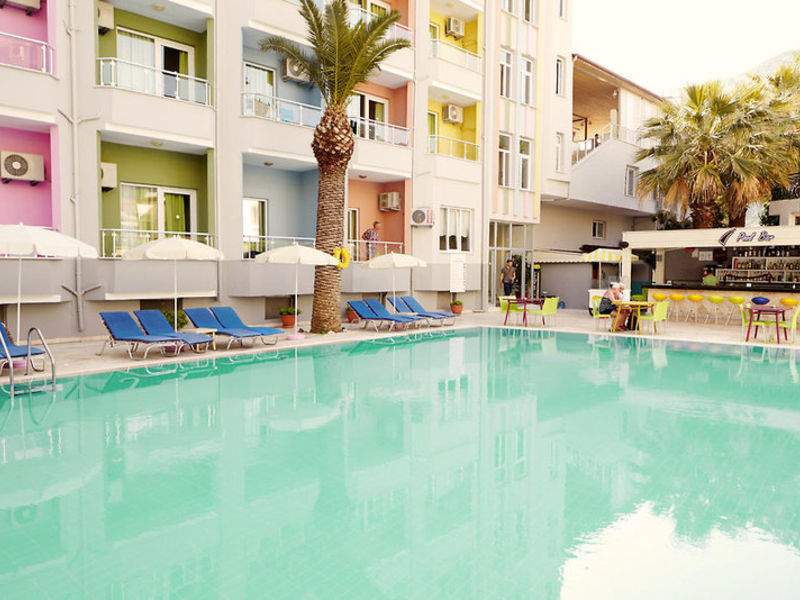 Vela Hotel
