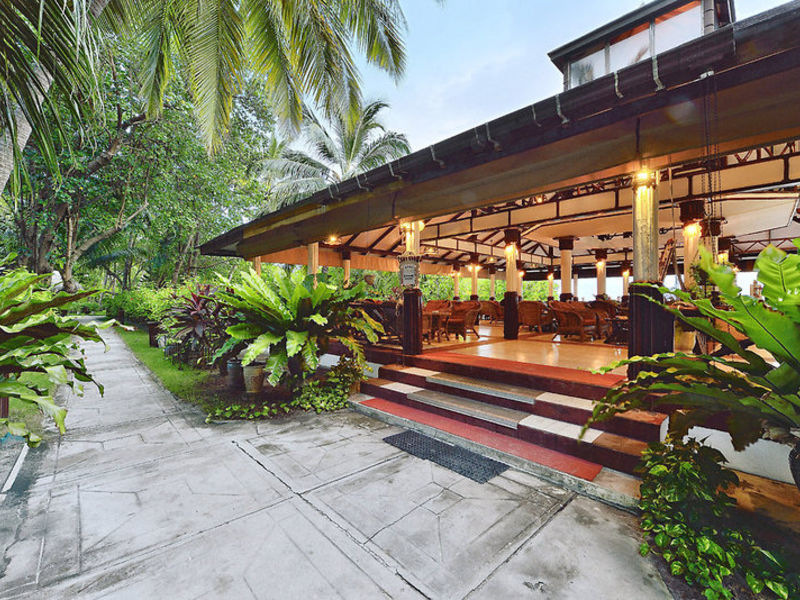 Velidhu Beach Resort