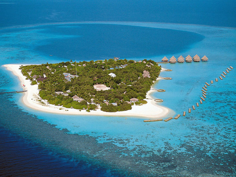 Velidhu Beach Resort