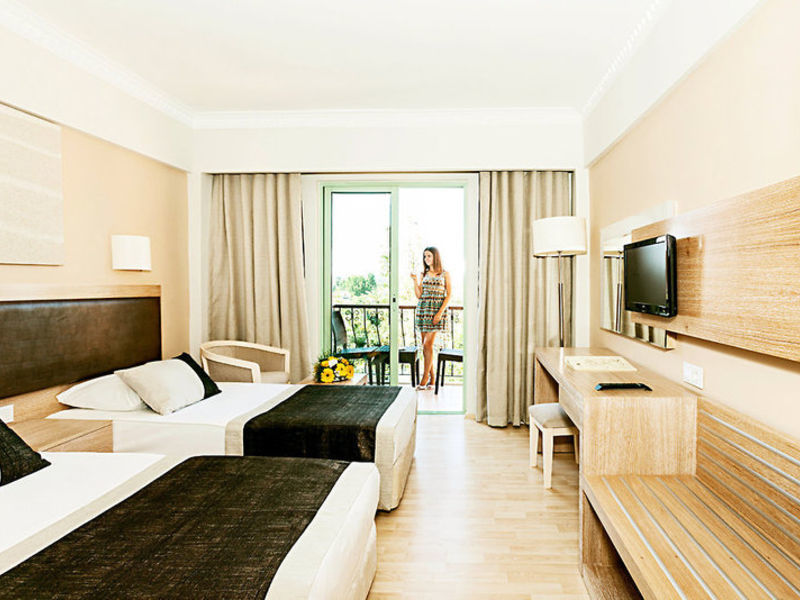 Vera Stone Palace Resort