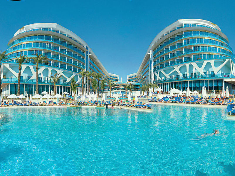 Vikingen Infinity Resort & Spa