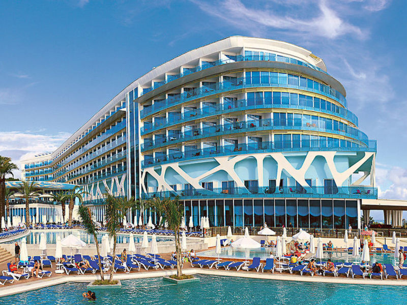 Vikingen Infinity Resort & Spa