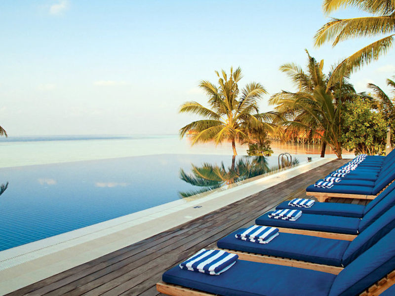 Vilamendhoo Island Resort