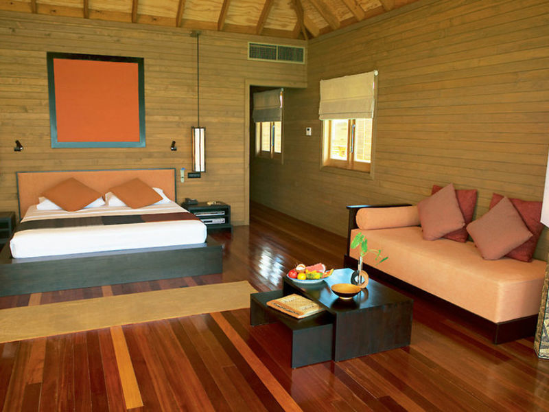 Vilamendhoo Island Resort