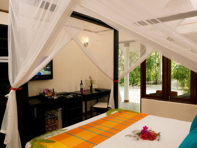 Vilamendhoo Island Resort
