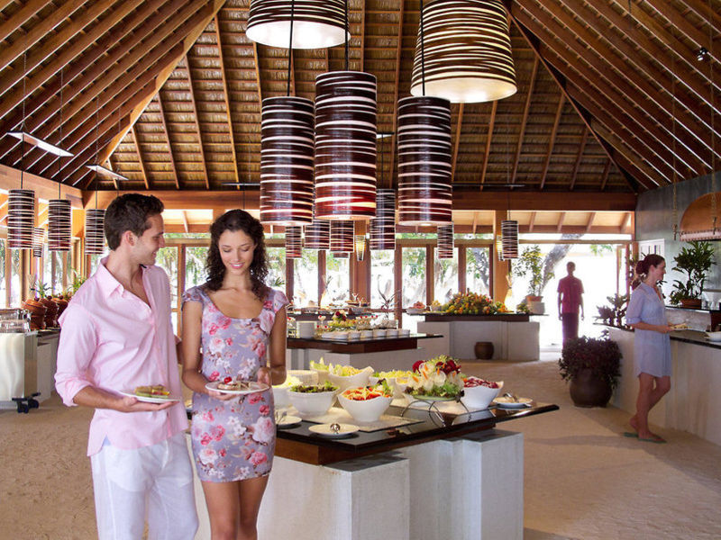 Vilamendhoo Island Resort