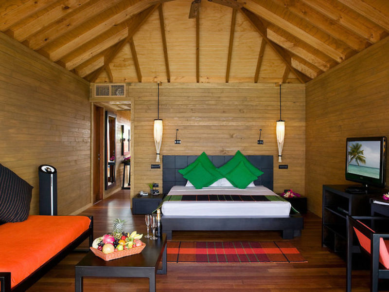 Vilamendhoo Island Resort