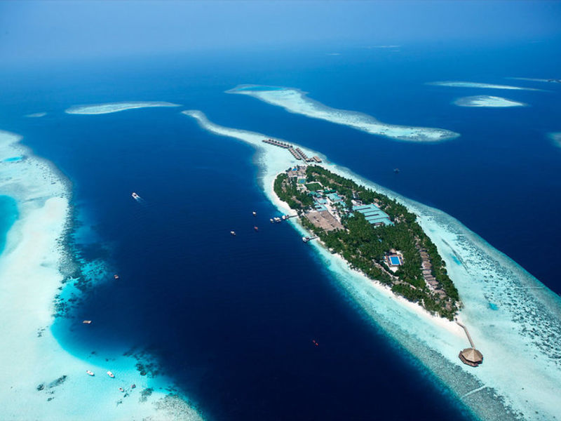 Vilamendhoo Island Resort