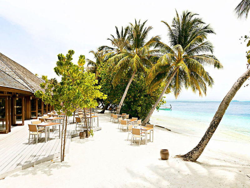 Vilamendhoo Island Resort