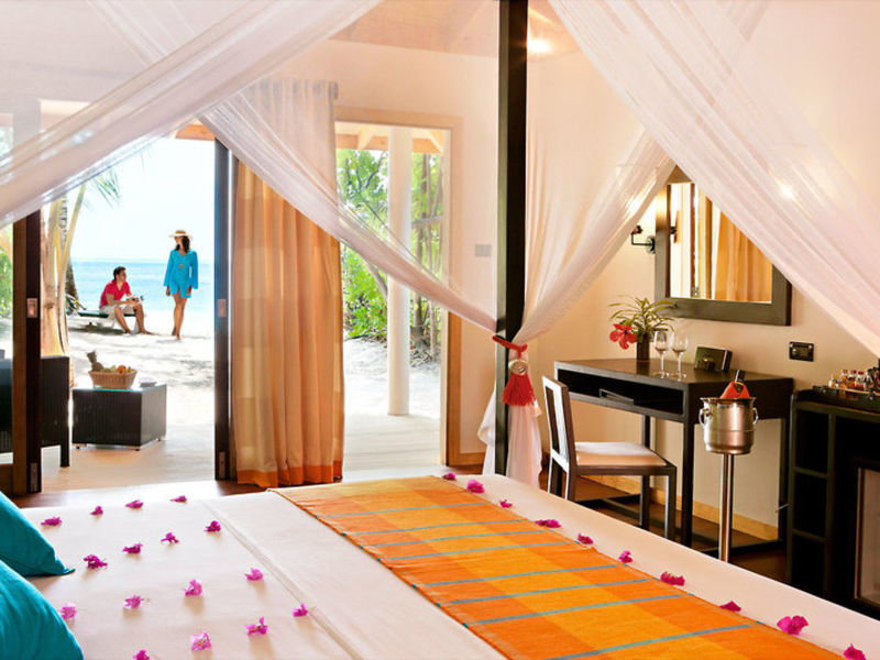 Vilamendhoo Island Resort & Spa