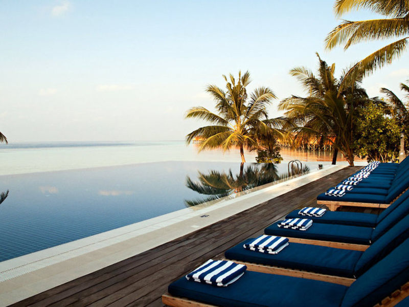 Vilamendhoo Island Resort & Spa
