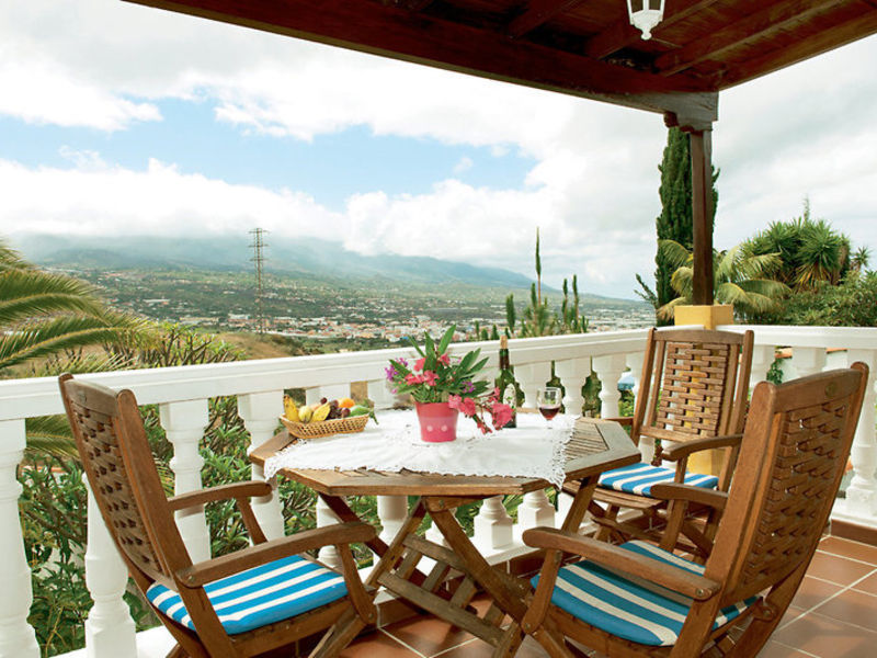 Villa & Casitas Caldera