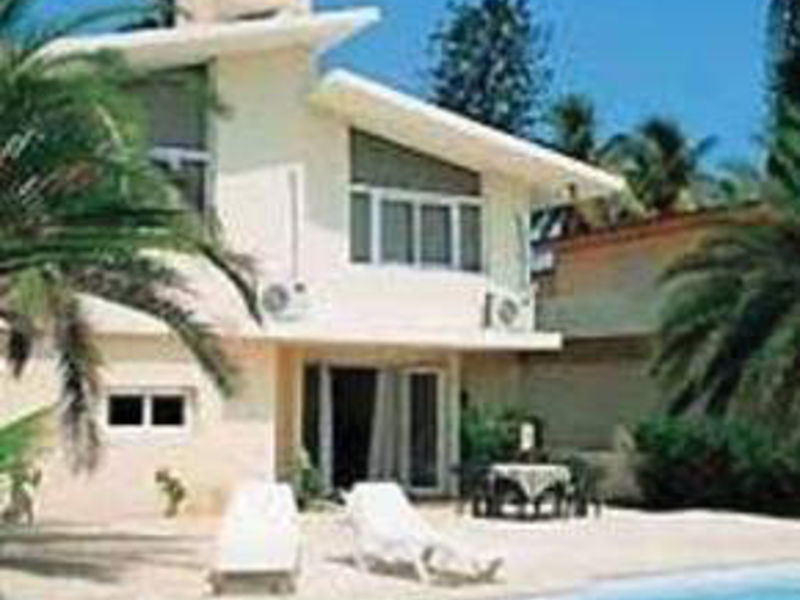 Villa Los Pinos