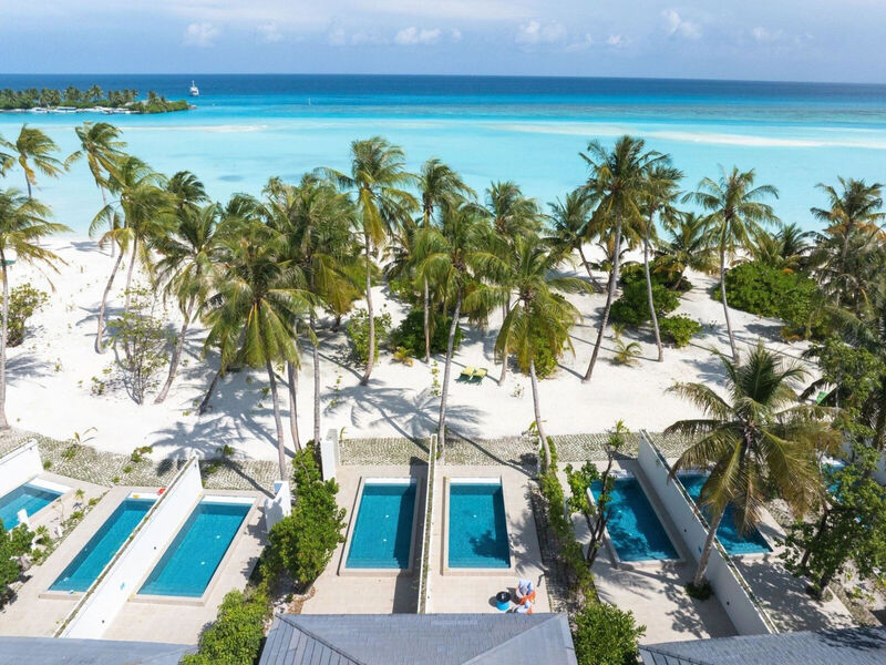 Villa Park Sun Island