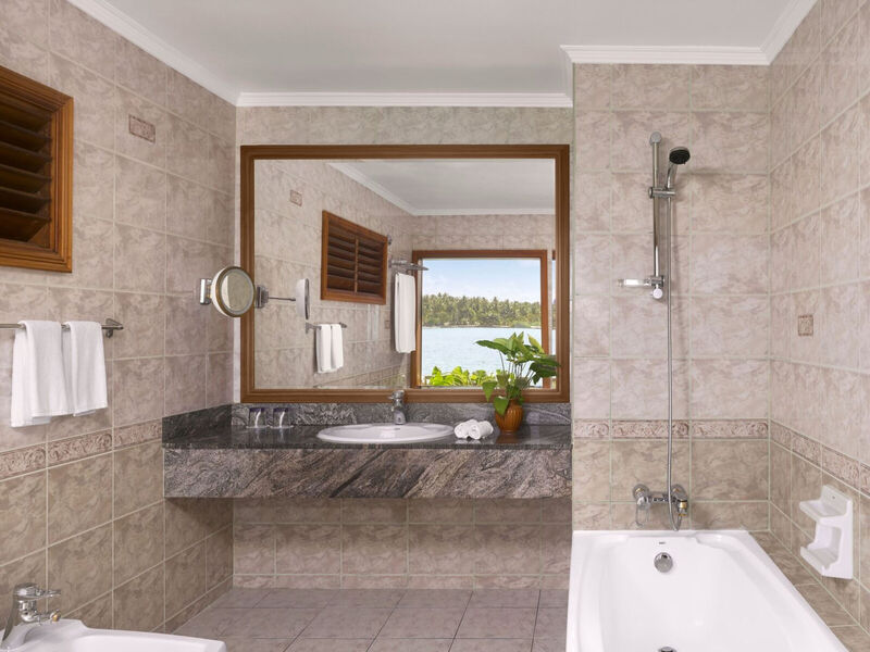 Villa Park Sun Island