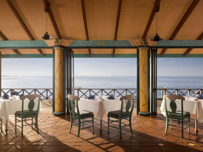 Villa Park Sun Island