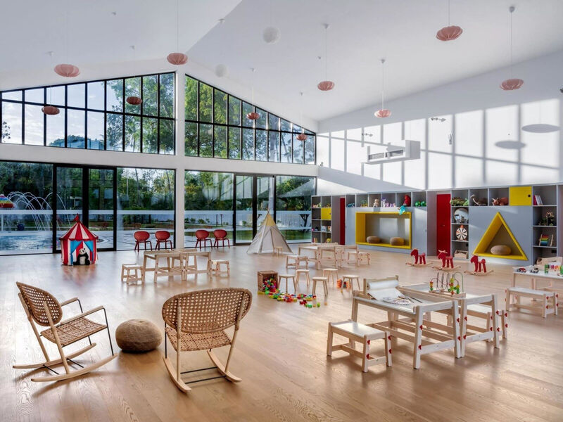 Villa Park Sun Island