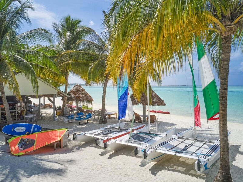 Villa Park Sun Island