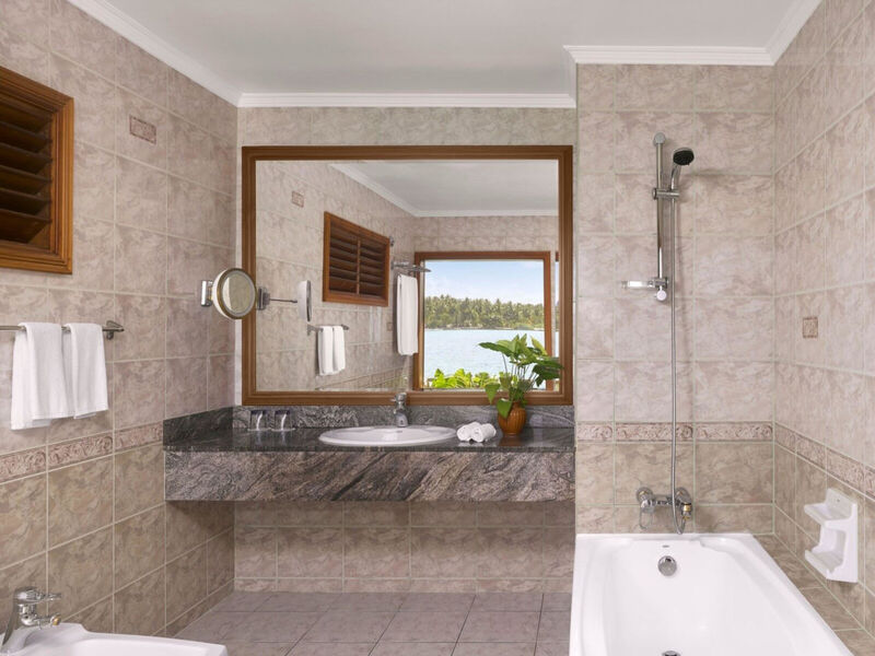 Villa Park Sun Island