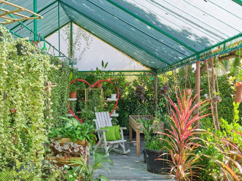 Villa Park Sun Island