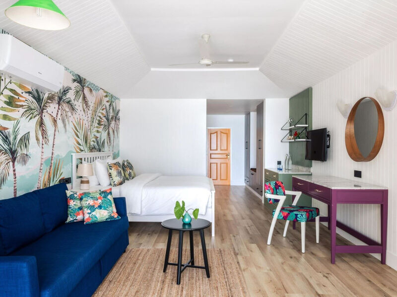 Villa Park Sun Island