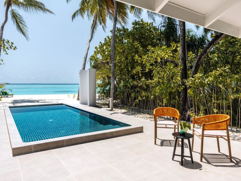 Villa Park Sun Island